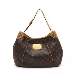 Louis Vuitton Galliera PM Damier Azur for Sale in Miami Gardens, FL -  OfferUp